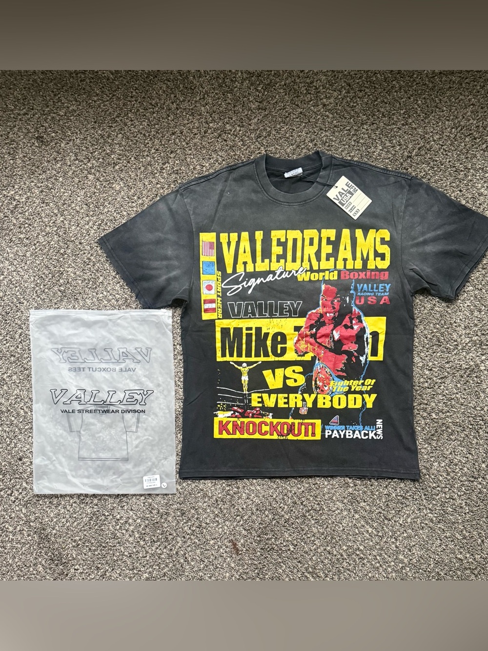 Black 'Mike vs Everybody' Graphic Tee - Kids Short Sleeve